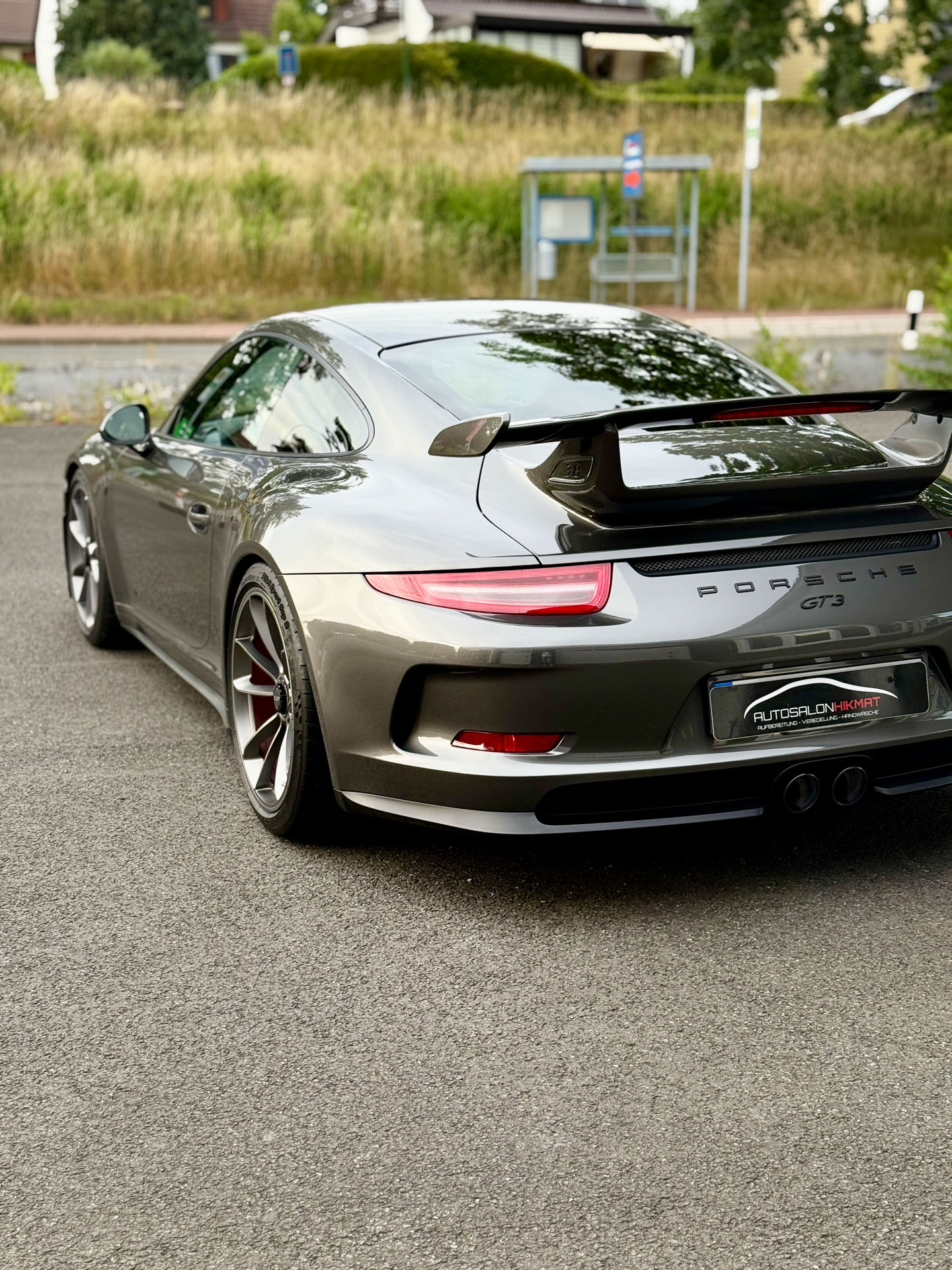 Glänzender Lack nach Politur